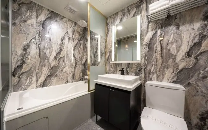 Deluxe Premier Room (Netflix available)