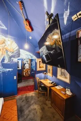 Tek Büyük Yataklı Oda