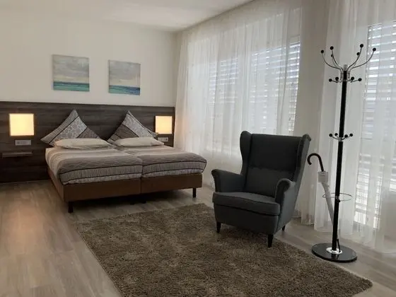 Comfort Tek Büyük Yataklı Oda