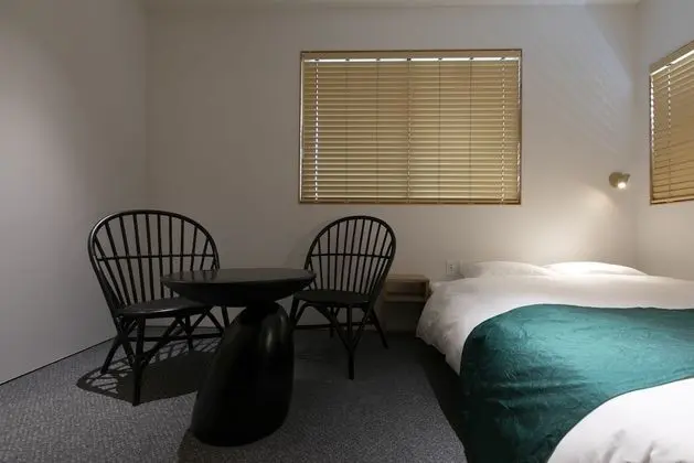 Design Tek Büyük Yataklı Oda, Sigara İçilmez