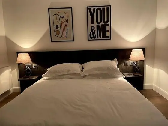 Apart Daire, 1 Büyük (Queen) Boy Yatak ve Çekyat