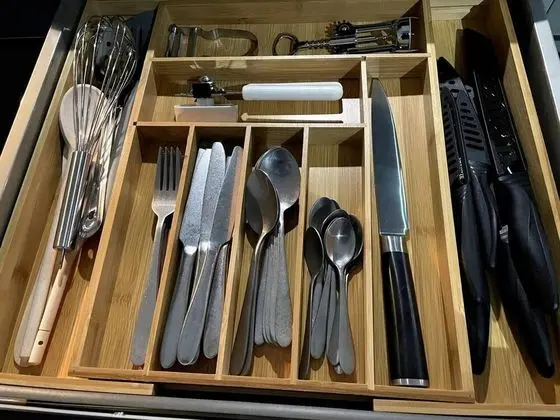 Apart Daire, 1 Büyük (Queen) Boy Yatak ve Çekyat