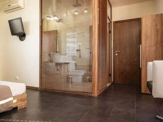 Tek Büyük Yataklı Oda, Balkon, Deniz Manzaralı
