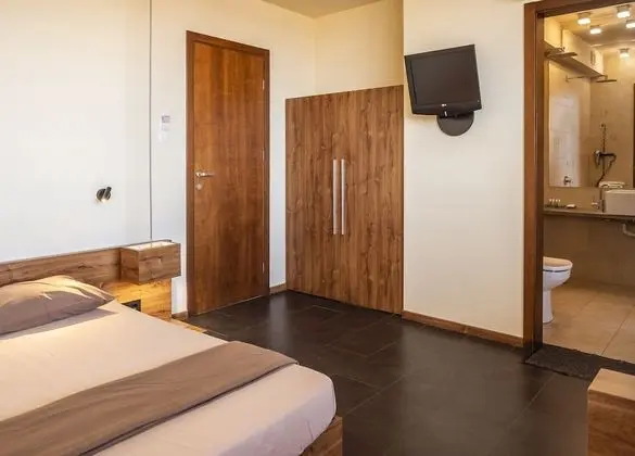 Tek Büyük Yataklı Oda, Balkon, Deniz Manzaralı