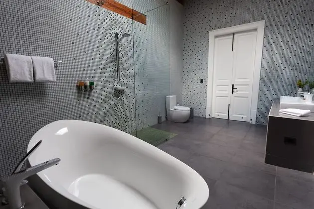Romantic Süit, 1 En Büyük (King) Boy Yatak, Balkon, Şehir Manzaralı