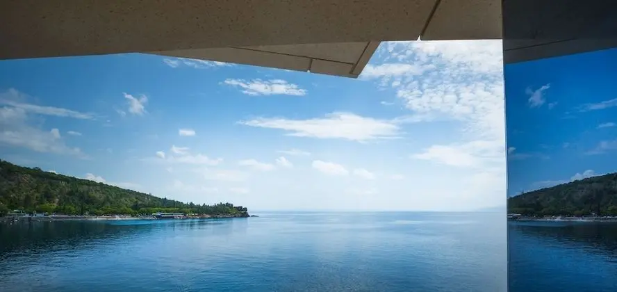 Superior Tek Büyük veya İki Ayrı Yataklı Oda, Balkon, Deniz Manzaralı