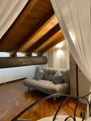 Ev, 1 En Büyük (King) Boy Yatak ve Çekyat