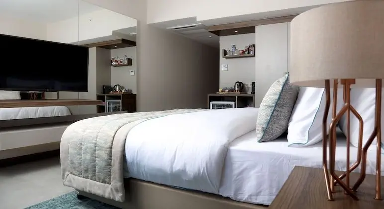 Deluxe Double Room, Partial Sea View
