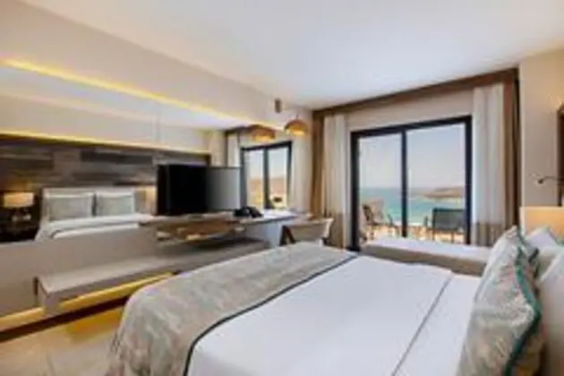 Süperior Deniz Manzaralı Oda