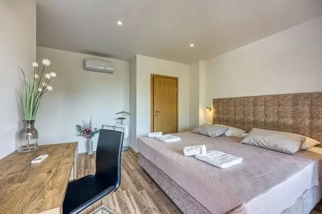 Family Ev, Birden Çok Yatak, Bahçeli (Design Pool Villa Franko)