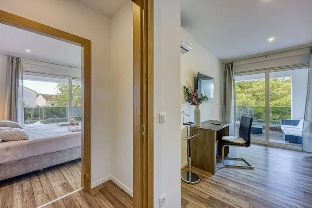 Family Ev, Birden Çok Yatak, Bahçeli (Design Pool Villa Franko)