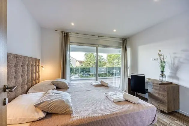 Family Ev, Birden Çok Yatak, Bahçeli (Design Pool Villa Franko)