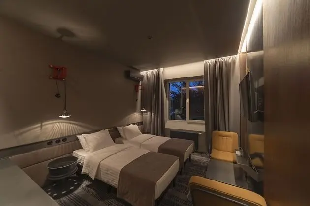 İki Ayrı Yataklı Oda