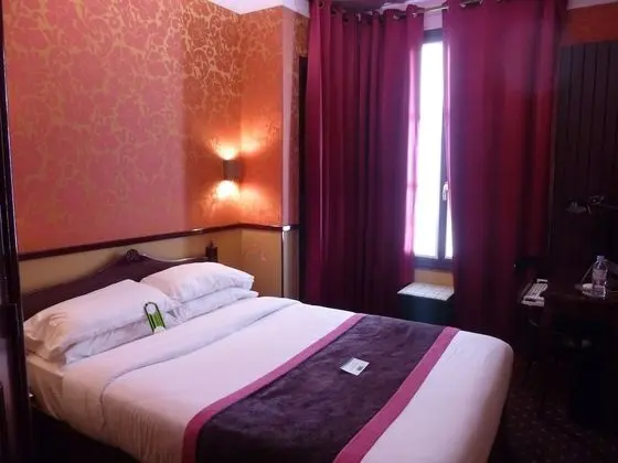 Deluxe Tek Büyük veya İki Ayrı Yataklı Oda (Design)