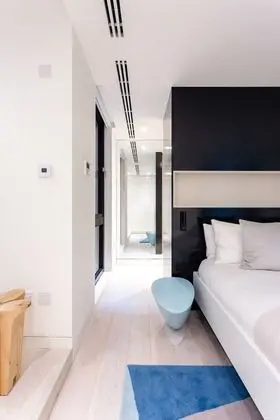 Premium Tek Büyük Yataklı Oda