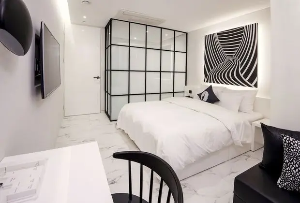 Deluxe Tek Büyük Yataklı Oda