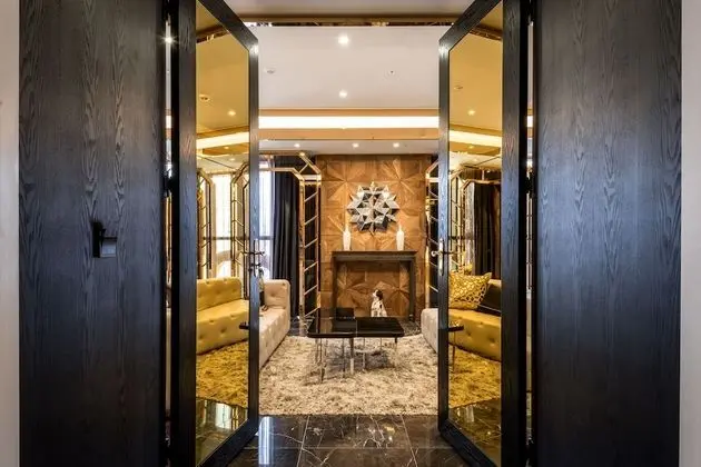 Designers Suite (Design of the room will be randomly assigned)