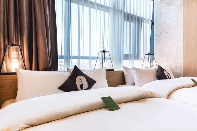Designer Suite - 20% discount coupon for beverage at Dessert 39 Café (2F)