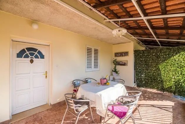 Villa (Three Bedroom Apartment with Terrace )