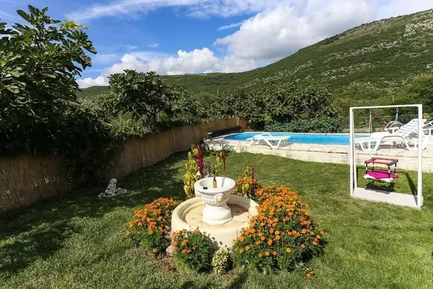 Villa (Three Bedroom Apartment with Terrace )