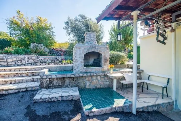 Villa (Three Bedroom Apartment with Terrace )