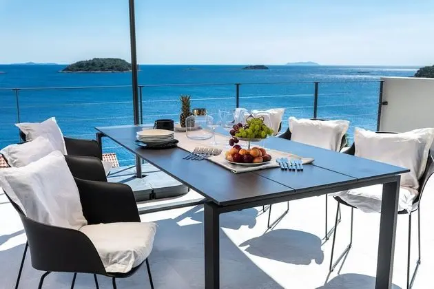 Villa (Three Bedroom Villa with Pool)