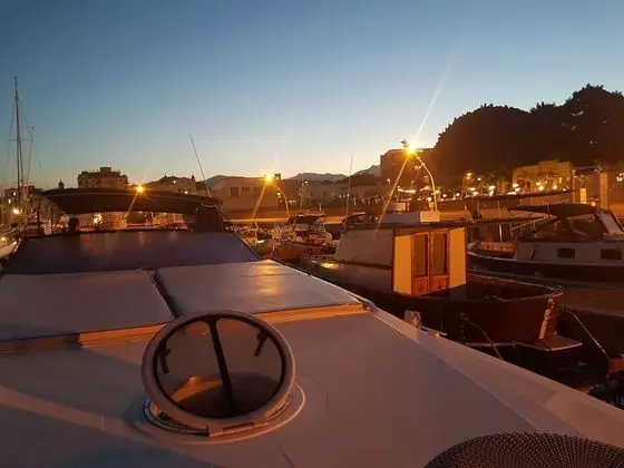 Kulübe, Birden Çok Yatak, Deniz Manzaralı