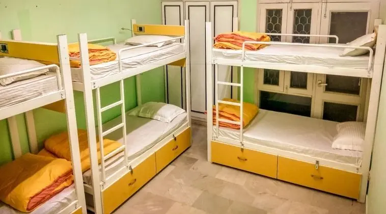 Superior Ortak Ranzalı Oda, 6 Yatak Odası, Sigara İçilmez