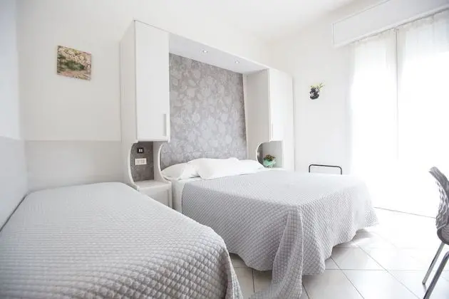 Standard Üç Kişilik Oda