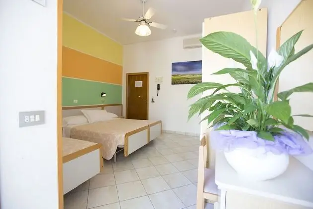 Standard Üç Kişilik Oda