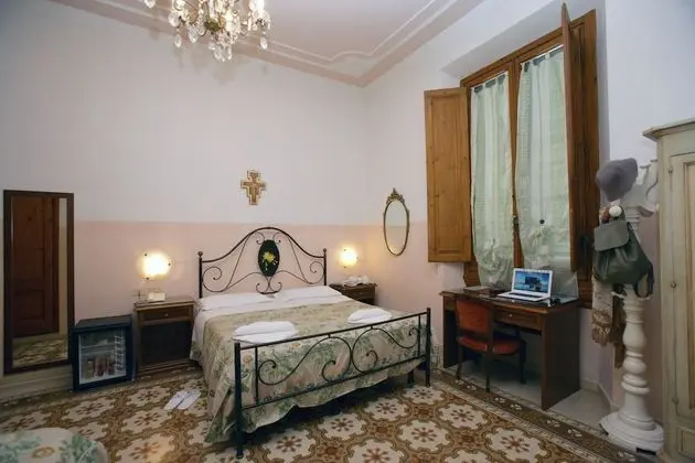 Superior Oda, Balkon