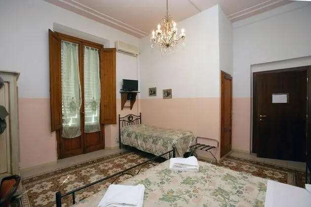 Superior Oda, Balkon