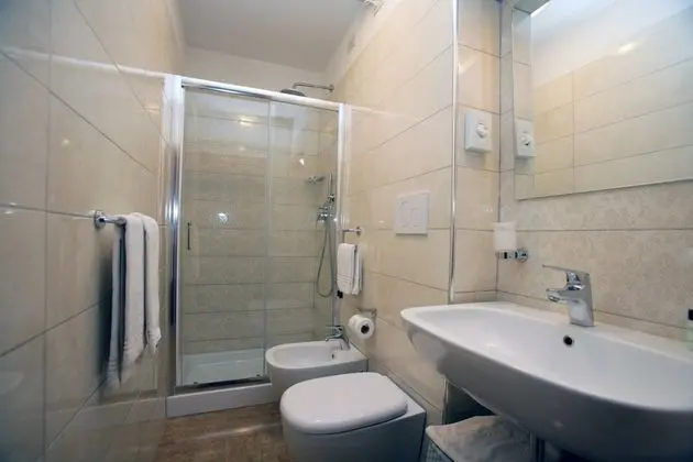 Superior Oda, Balkon