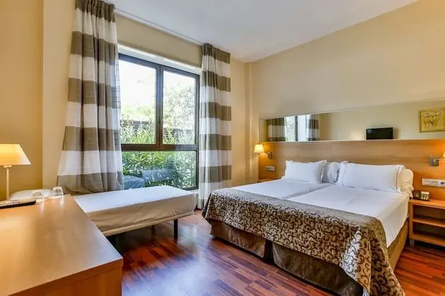 Habitación Twin con cama extra