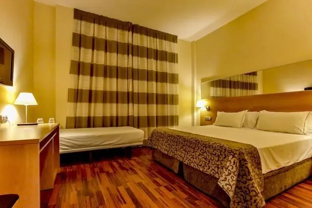 Habitación Twin con cama extra