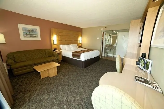 Grand Oda, 1 En Büyük (King) Boy Yatak ve Çekyat, Plaj Manzaralı