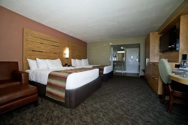 Grand Oda, 2 Büyük (Queen) Boy Yatak, Plaj Manzaralı