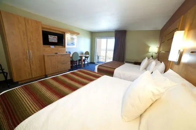 Grand Oda, 2 Büyük (Queen) Boy Yatak, Plaj Manzaralı