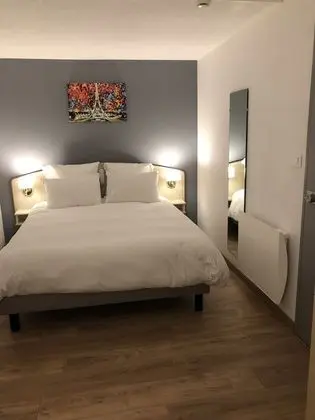 Superior Tek Büyük veya İki Ayrı Yataklı Oda