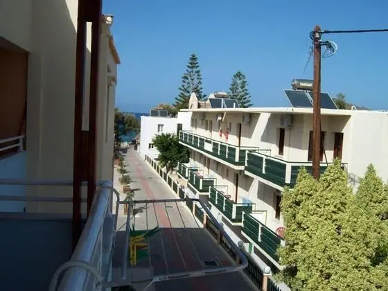 Üç Kişilik Oda