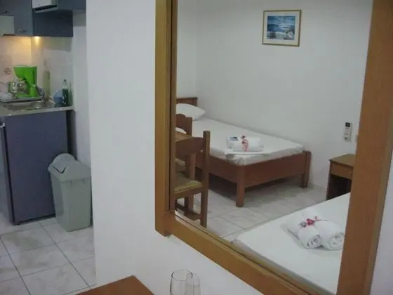 Üç Kişilik Oda