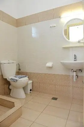 1 Çift Kişilik Veya 2 Tek Kişilik Yatak