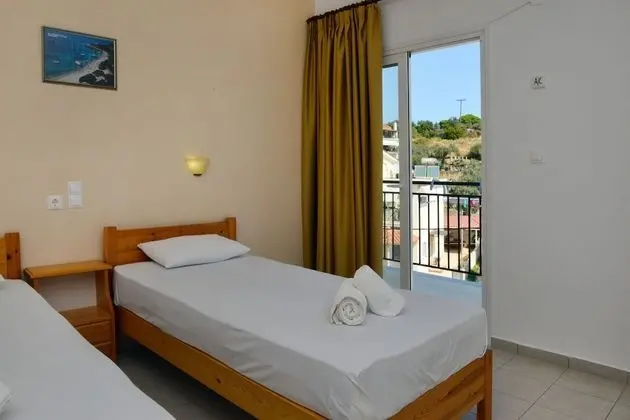 Tek Büyük Yataklı Oda, Balkon