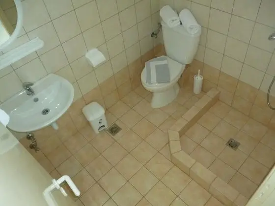 Tek Büyük Yataklı Oda, Balkon