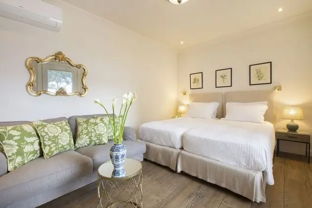 Standard Room (with Rollaway Bed)