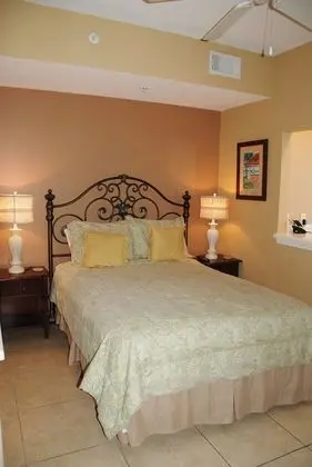 Stüdyo Süit, 1 Büyük (Queen) Boy Yatak ve Çekyat, Küçük Mutfak, Kısmi Deniz Manzarası (Sleeper Sofa)