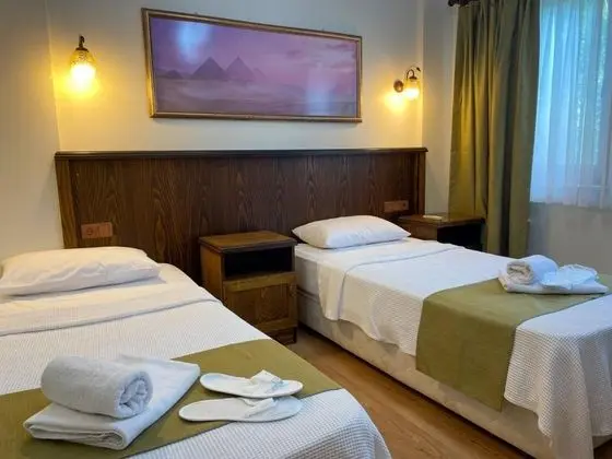 Suite - İki Yatak Odalı, Bahçe Manzaralı