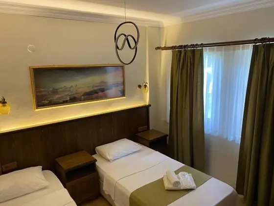 Suite - İki Yatak Odalı, Bahçe Manzaralı