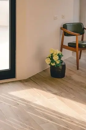 Deluxe Tek Büyük Yataklı Oda (302)