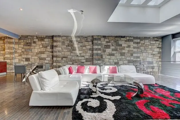 Design Çatı Katı (Loft), 1 En Büyük (King) Boy Yatak, Sigara İçilmez